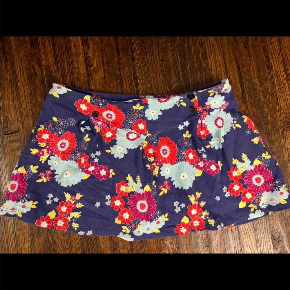 Modcloth: Keeping Score Pleated Skort - Picture 2 of 8